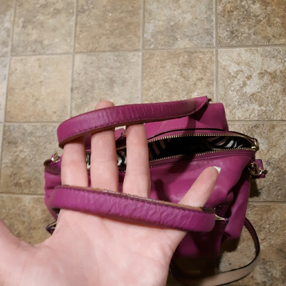 Kate Spade Fuchsia Leather Satchel Bag. - Picture 4 of 8